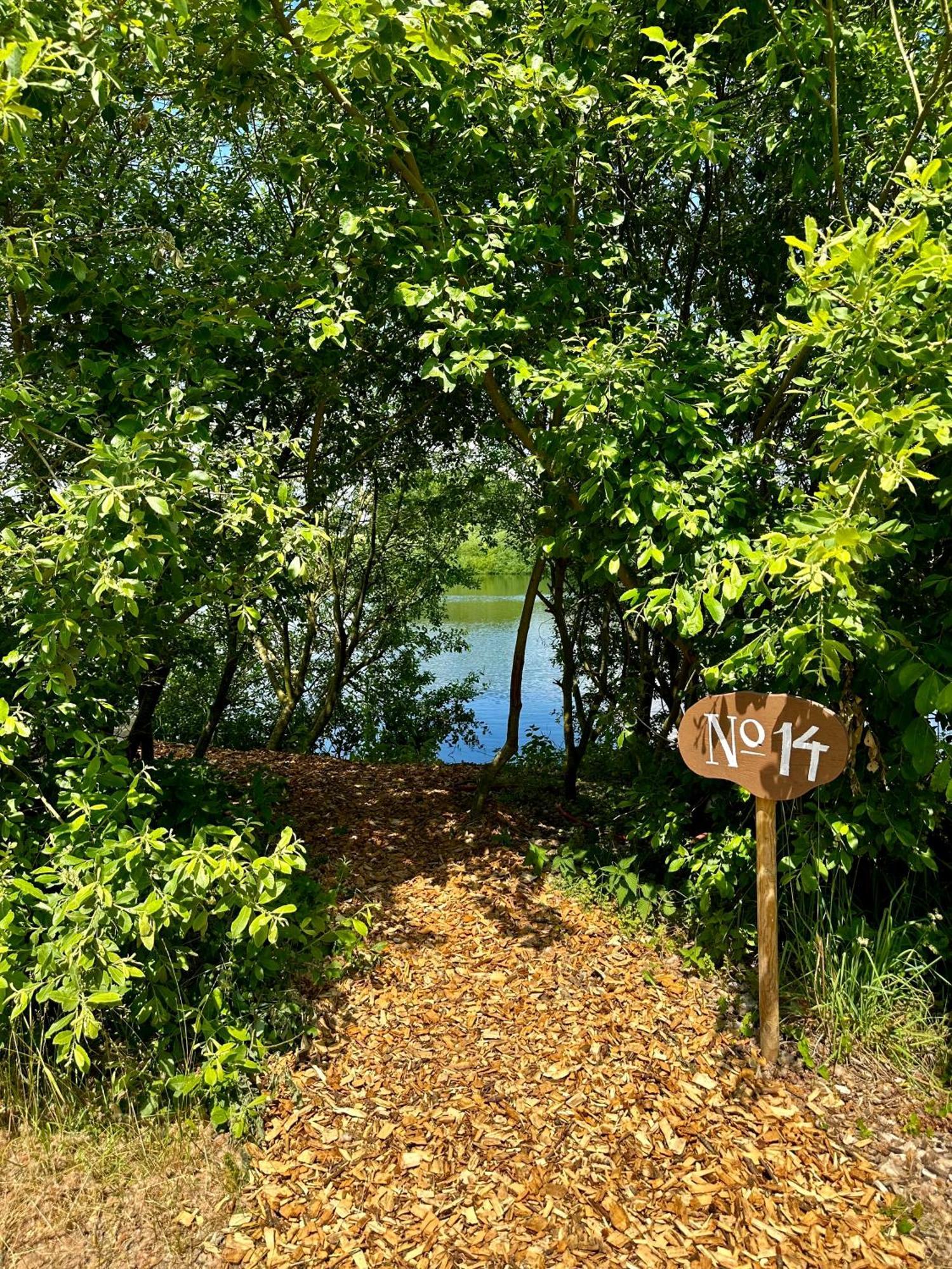 Krusmolle Glamping Hotel เออเบินโค ภายนอก รูปภาพ